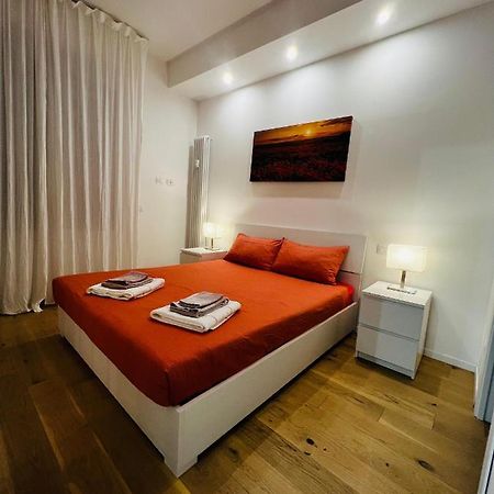Bright Terrace In Milano Apartment ภายนอก รูปภาพ