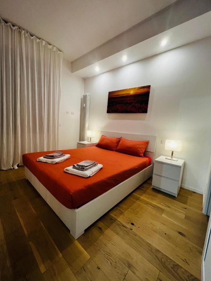 Bright Terrace In Milano Apartment ภายนอก รูปภาพ